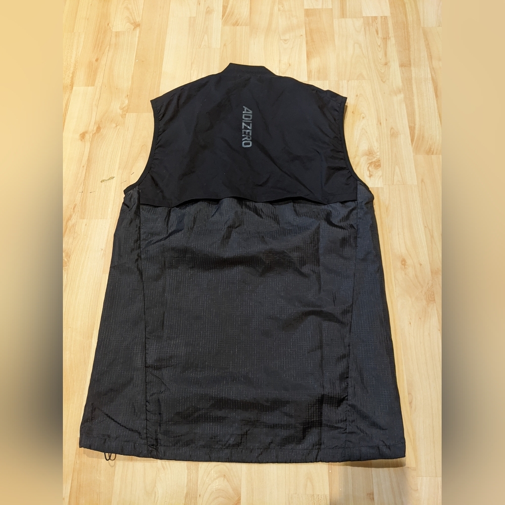 Adidas ADIZERO black lightweight running vest small - Picture 2 of 7